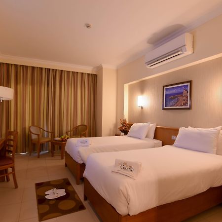 The Grand Plaza Hotel Smouha Alexandria Exterior photo